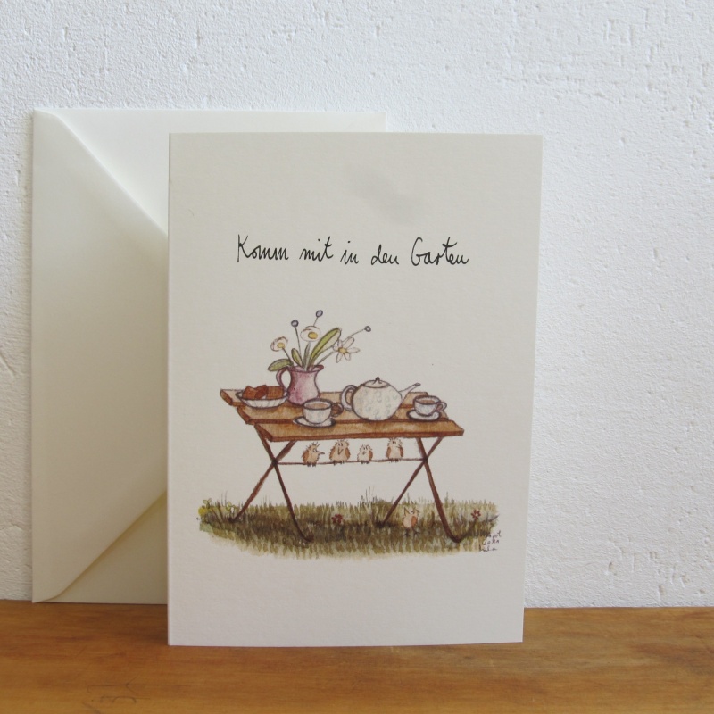 Garten-Karte mit Gartentisch mit Teeservice und Vögeln